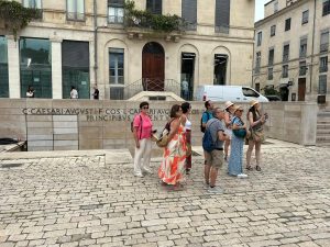 Nîmes walking tour, Guided tour of Nîmes, Romain Bouchaud