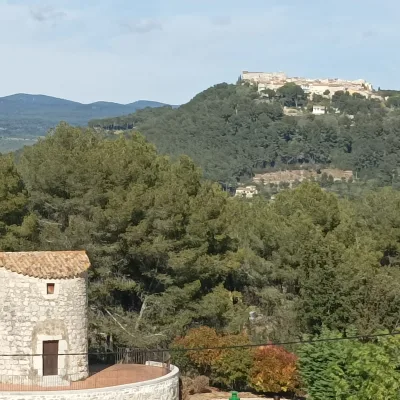 Tour to Le Castellet, Sanary-sur-Mer and Bandol – 8 hours