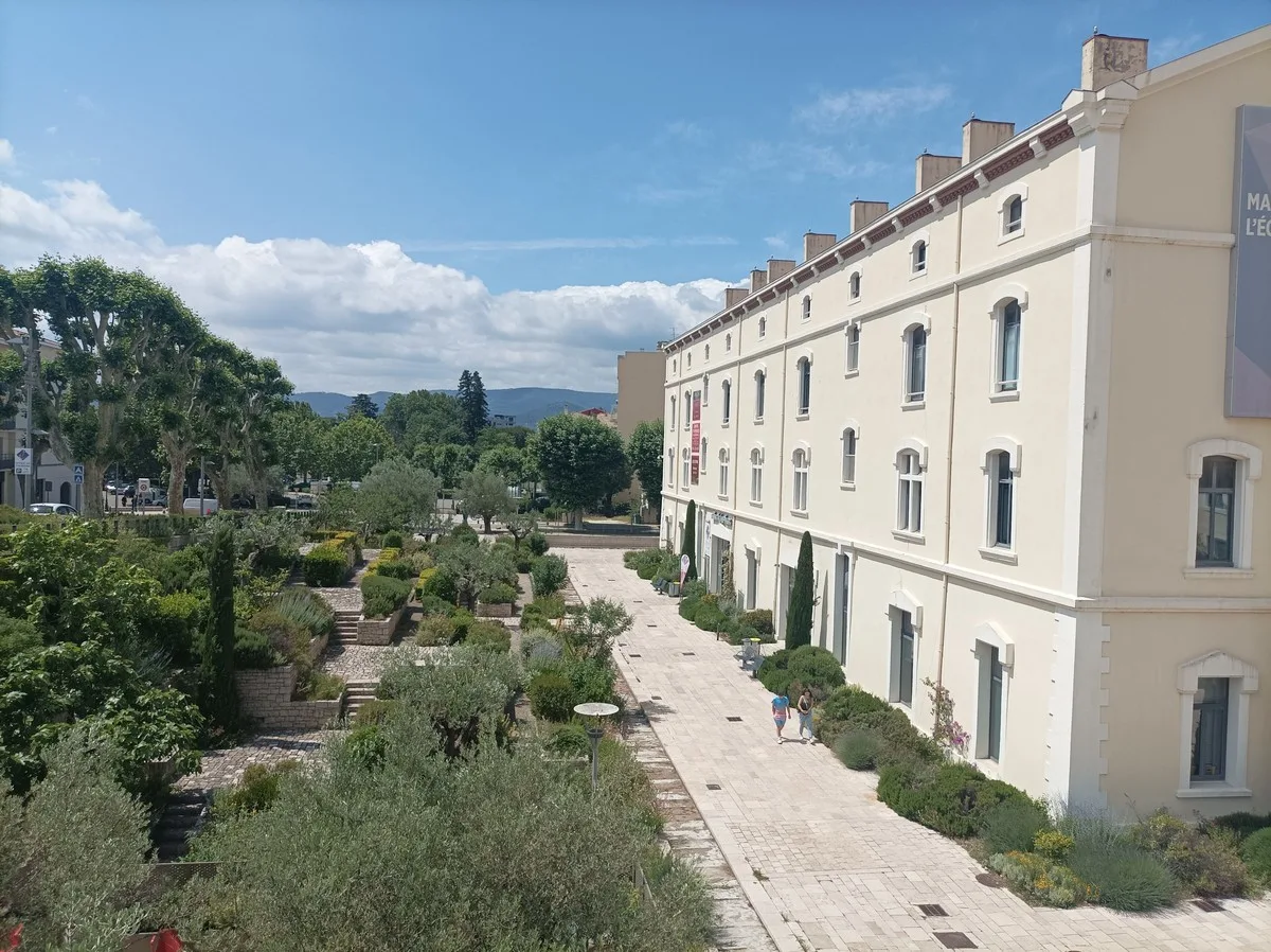 Ekskursija pėsčiomis Montélimare, Ekskursija su gidu Montélimare, Romainas Bouchaud