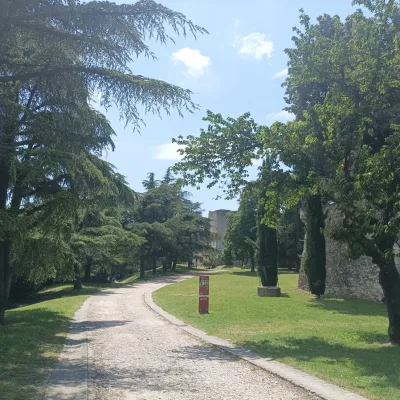 Guided tour in Montélimar – 2 hours