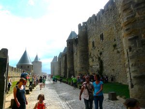 Udhërrëfyes turistik në Carcassonne