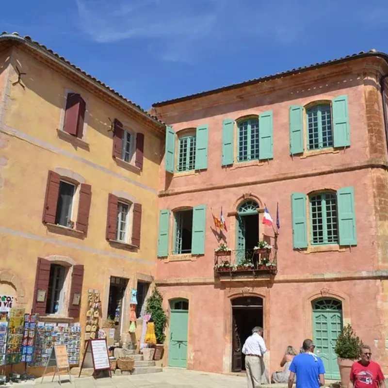 Desa Roussillon