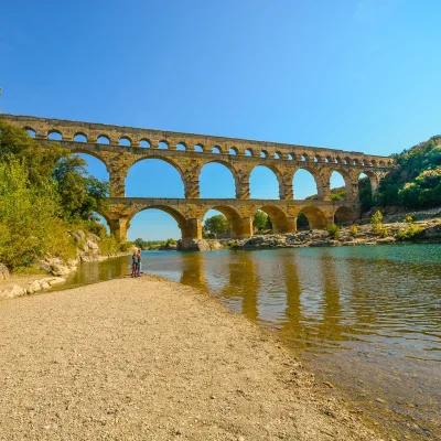 Tour to Arles and Pont du Gard – 8 hours