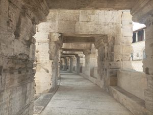Omvisning i Arles, Romain Bouchaud