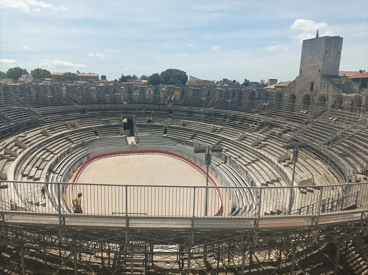 Výlet do Arles, Romain Bouchaud