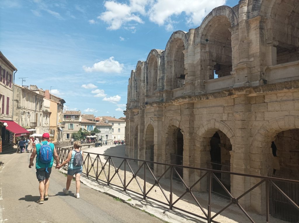 Tour a Arles
