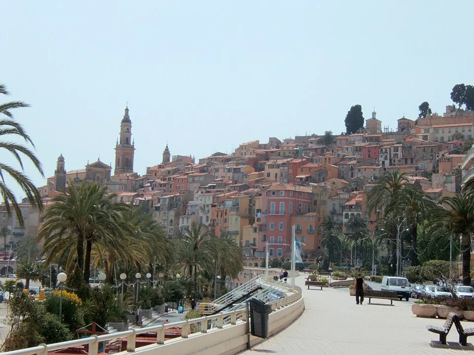 Turne në këmbë në Menton