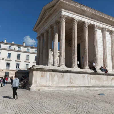 Tour to Nîmes, Pont du Gard and Orange – 8 hours