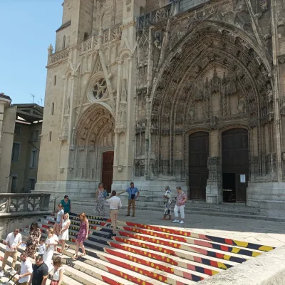 Vienne Tour Guide