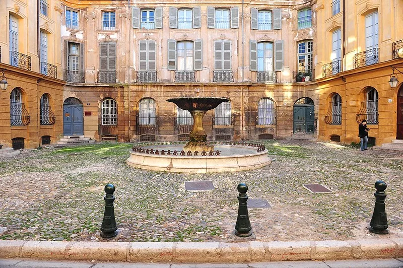 Guided tour in Aix-en-Provence, Romain Bouchaud