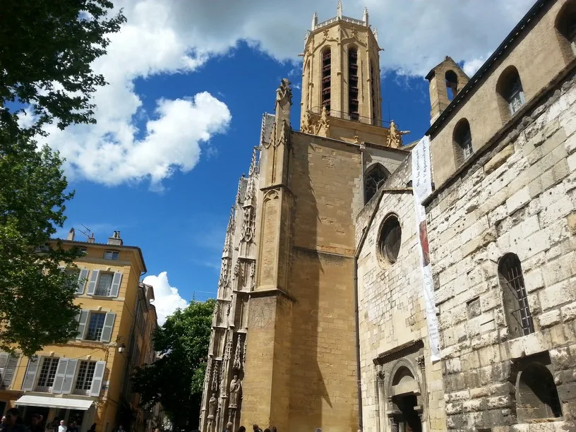 Aix-en-Provence এবং Cassis সফর, এক্স-এন-প্রোভাঁসে গাইডেড ট্যুর, রোমেন বাউচৌড