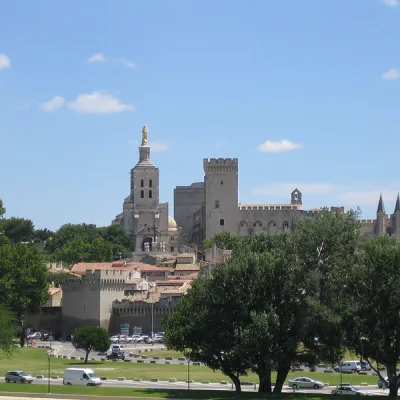 Ferð í Avignon, Ferð til Avignon, Romain Bouchaud