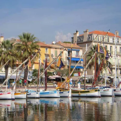 Tour to Le Castellet, Sanary-sur-Mer and Bandol – 8 hours