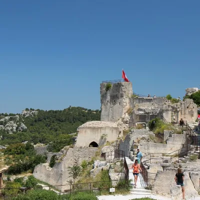 Guided tour in Les Baux-de-Provence – 2 hours