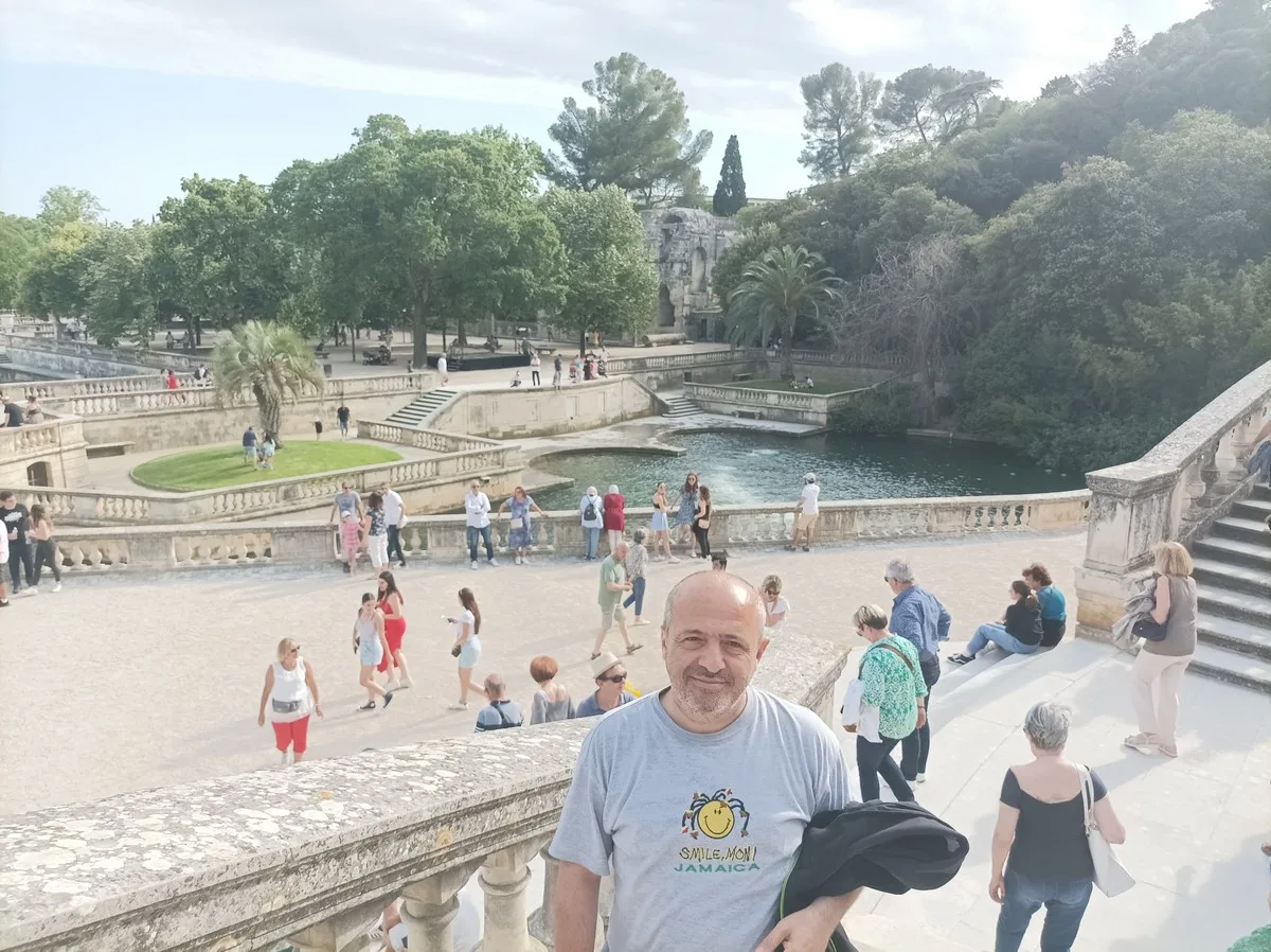 Экскурсія ў Nimes, Рамэн Бушо