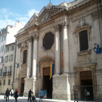 Tour guide in Toulon