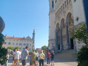 Mawra bi gwida ta' Lyon Fourvière, Romain Bouchaud