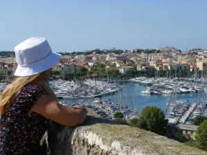 Visita guidata ad Antibes, Romain Bouchaud