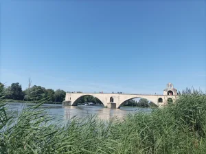 Lawatan Bergantung di Avignon, Romain Bouchaud