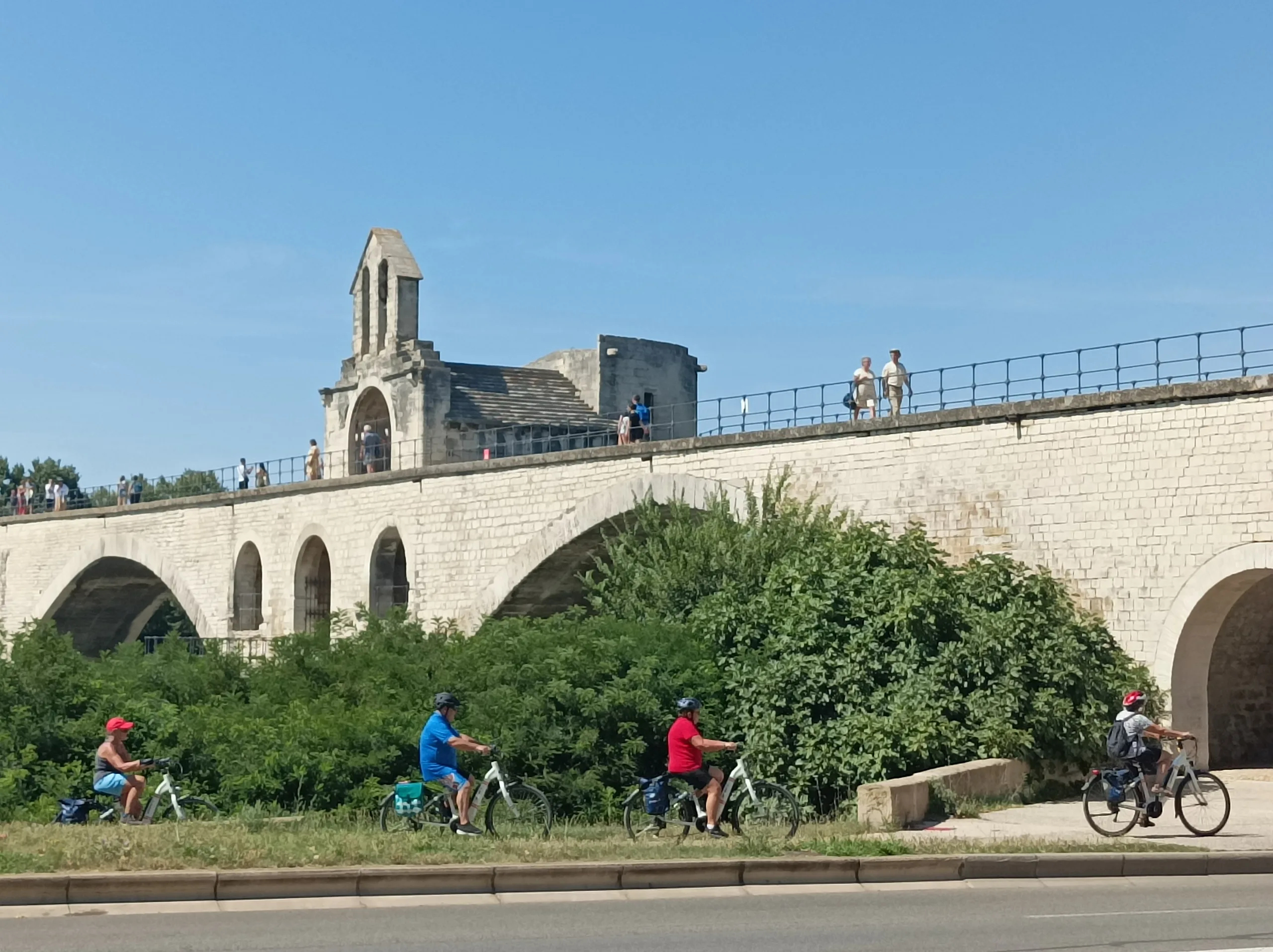 You are currently viewing The Pont d’Avignon