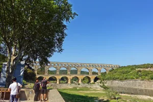 Tour to the Pont du Gard