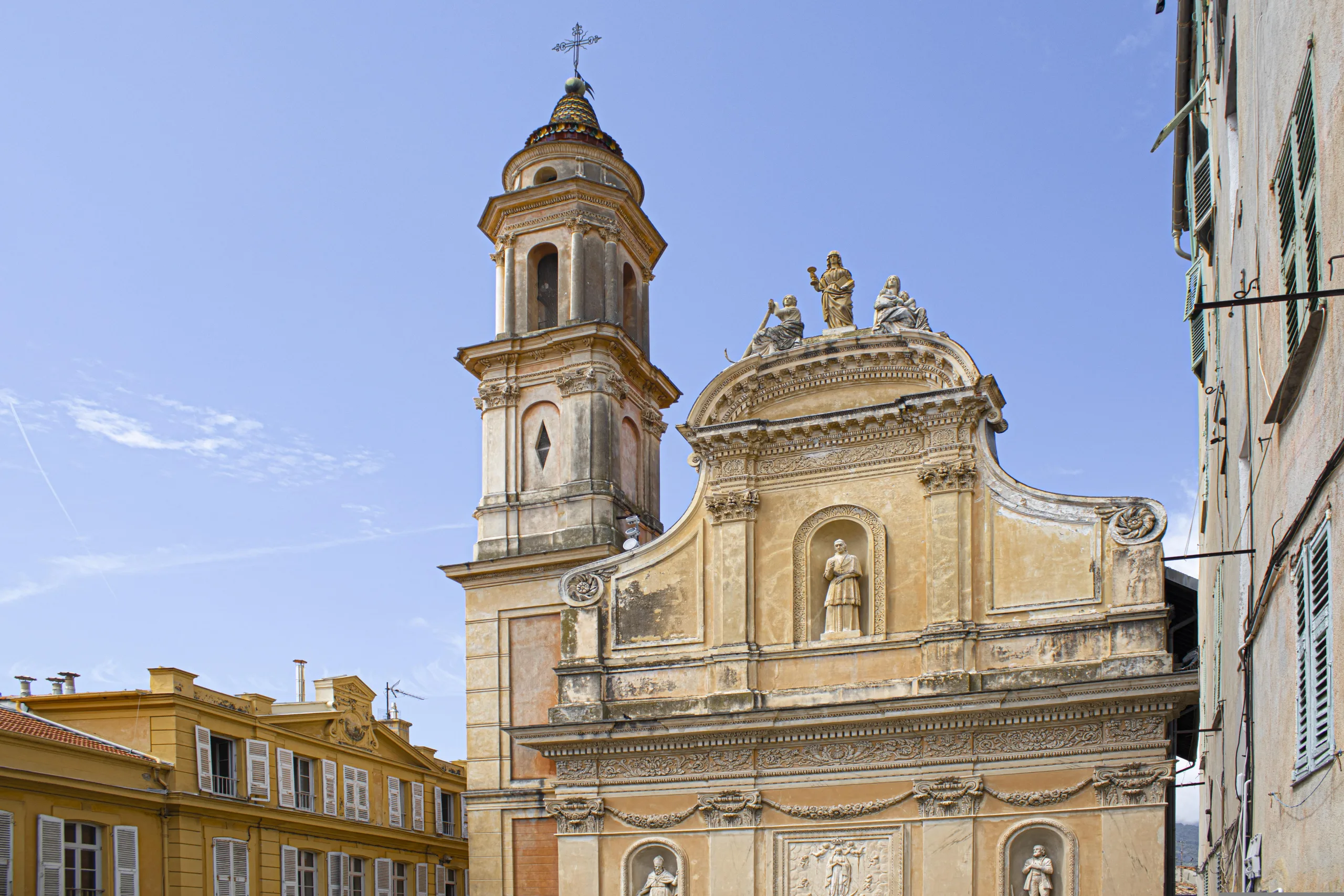 Turne me guidë në Menton