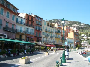 Turne me guidë në Villefranche-sur-Mer, Romain Bouchaud