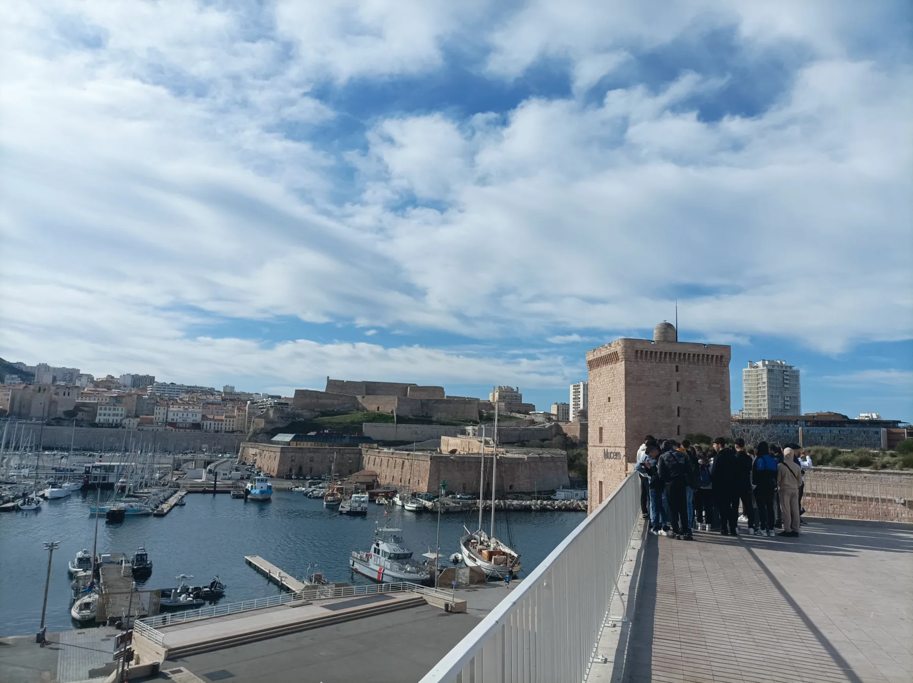 Guided tour in Marseille, Romain Bouchaud