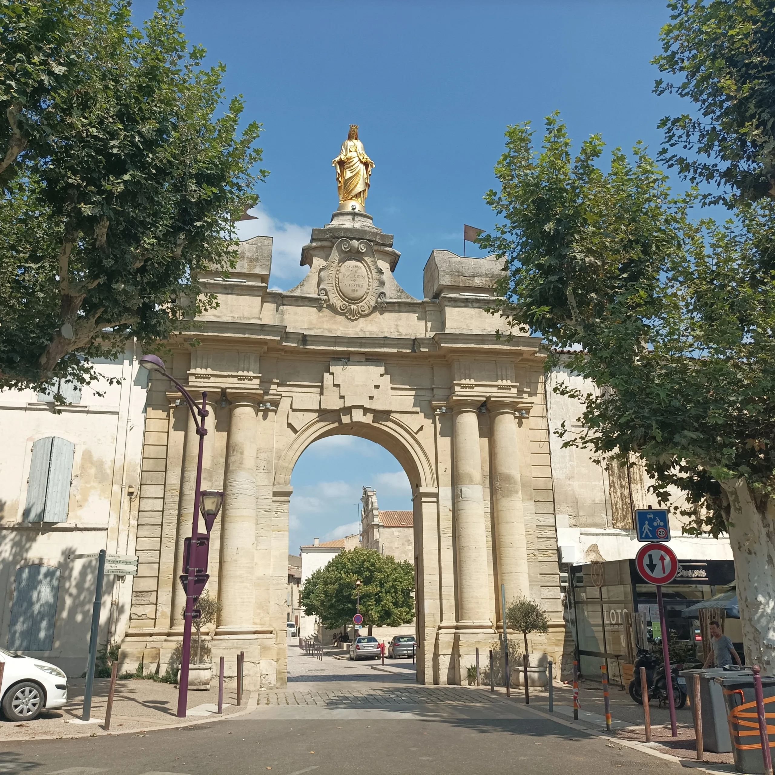 Guided tour in Tarascon - 2 hours - Image 10