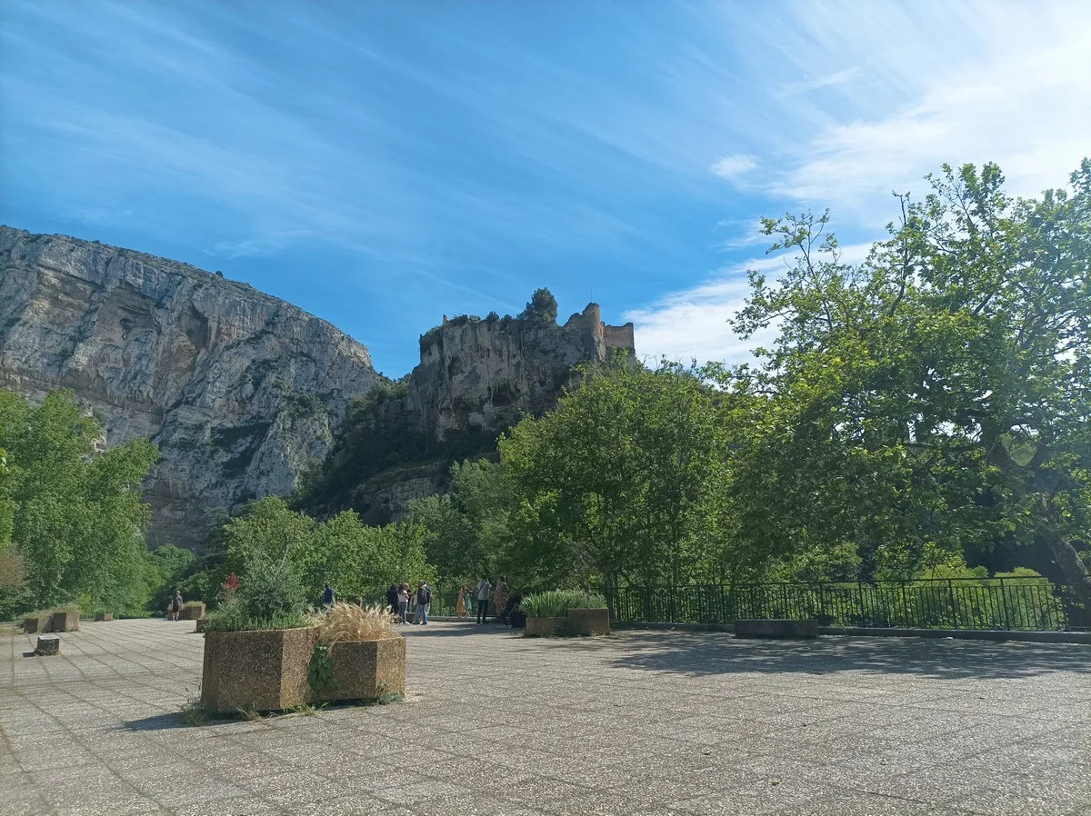 Tour in Fontaine-de-Vaucluse